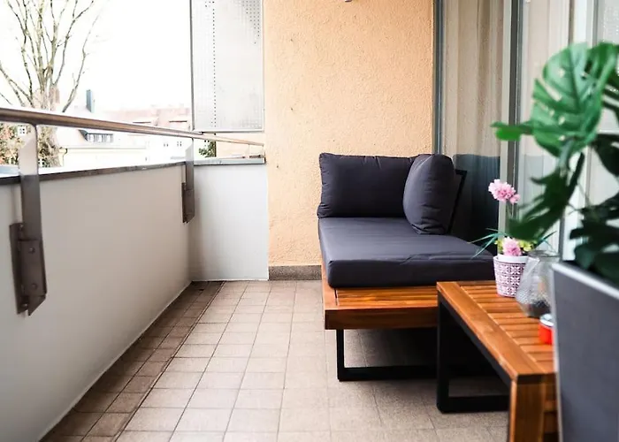 Appartement Kj Ferienwohnung Zentral - Swimming Pool - Balkon - Parkplatz *